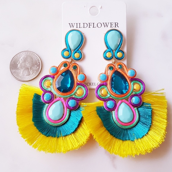 Earrings - Picture 2 of 5